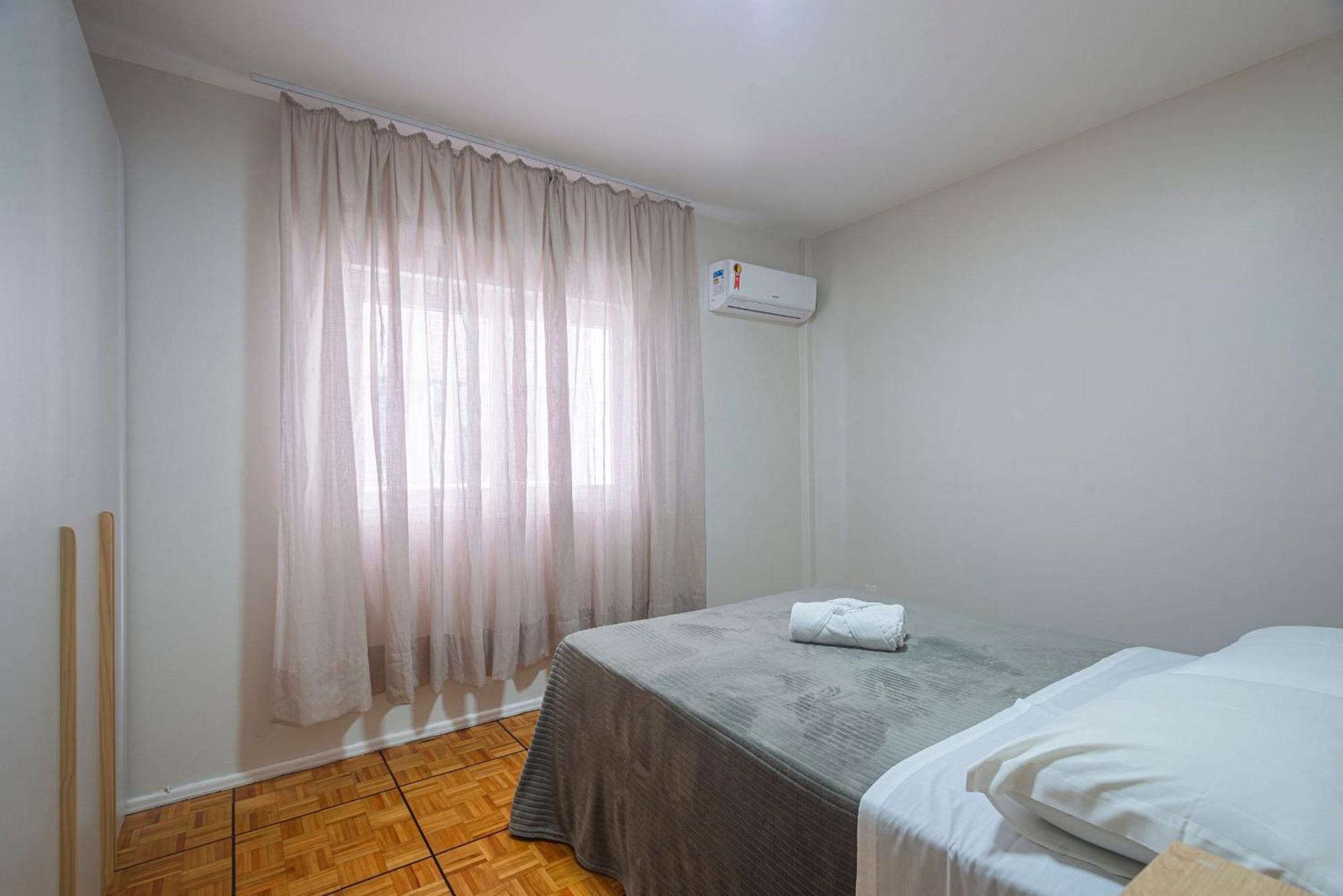 Grja052-ape Na Av Atlantica | Localizacao Ideal 3q Balneario Camboriu
